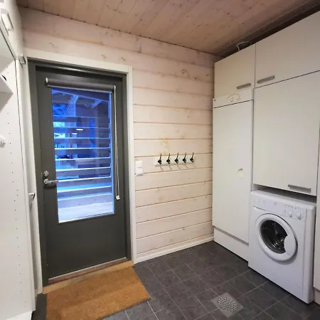 Lomasaaga 9 Syöte